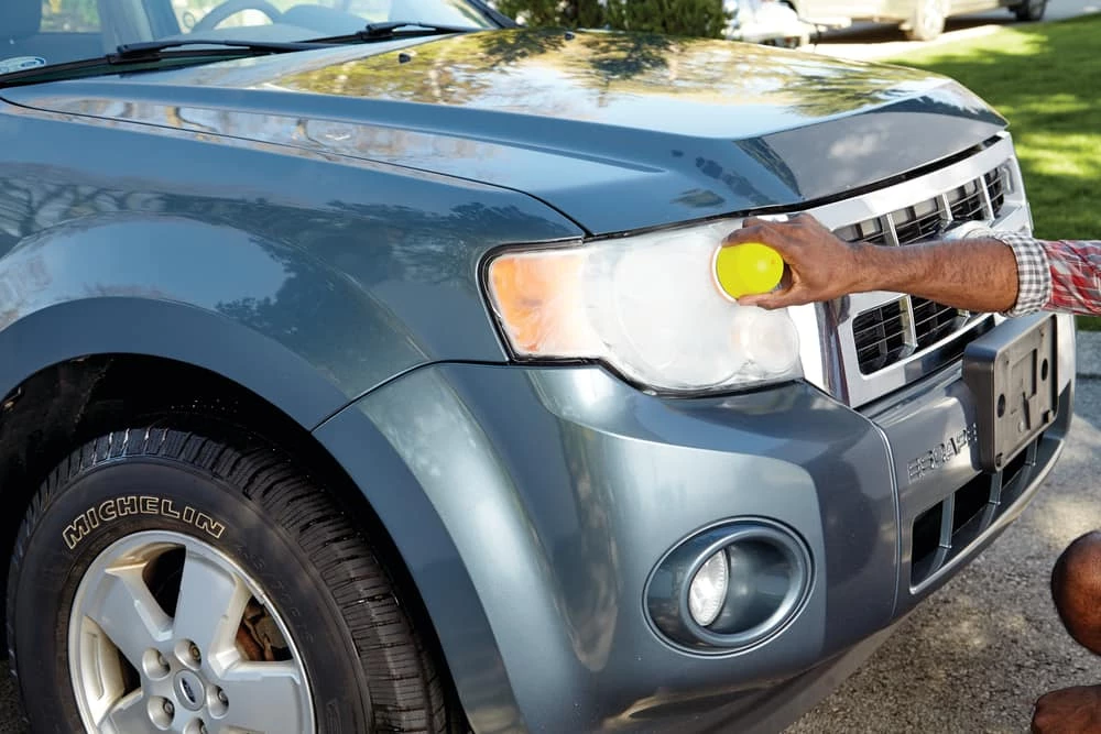 SIMONIZ Car Headlight Restoration Kit, 7-pc 6 SIMONIZ Car Headlight Restoration Kit, 7-pc - Image 4